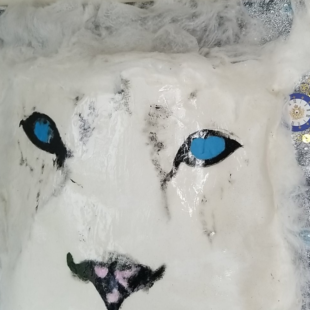 Original Art- White Lion- The Weathered Warrior - Picture 3 of 9